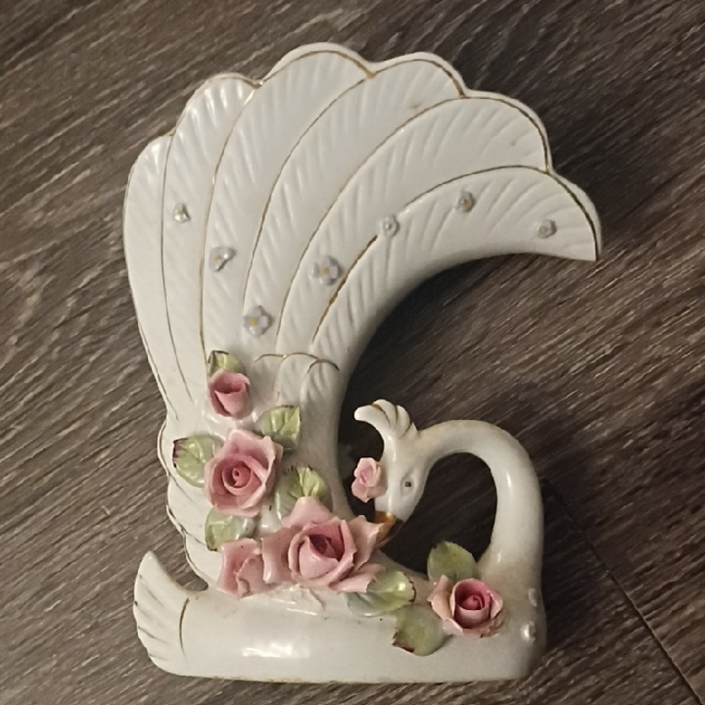 Vintage White and Pink Swan Elegant Wall Decor